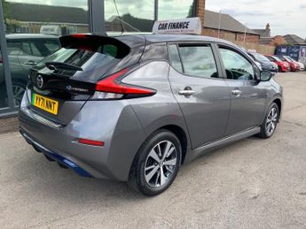 Nissan Leaf 110kW Acenta 40kWh 5dr Auto [6.6kw Charger]