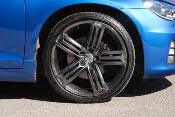 Volkswagen Scirocco 2.0 TDI BlueMotion Tech R-Line DSG Euro 6 (s/s) 3dr