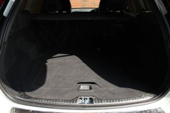 Volvo XC60 2.4 D5 SE Lux Nav Auto AWD Euro 6 (s/s) 5dr