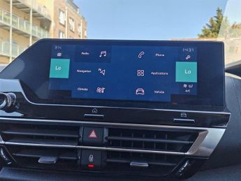 Citroen e-C4 50kWh Shine Plus Auto 5dr (7.4kW Charger)