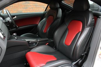 Audi TTS 2.0 TFSI S Tronic quattro Euro 5 3dr