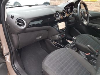 Vauxhall Adam 1.2i Glam 3dr