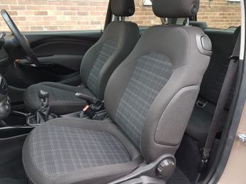Vauxhall Adam 1.2i Glam 3dr