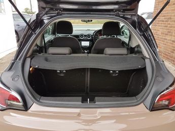 Vauxhall Adam 1.2i Glam 3dr