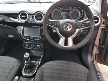 Vauxhall Adam 1.2i Glam 3dr