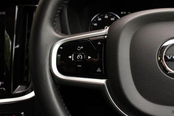 Volvo V60 Cross Country 2.0 D4 Plus Auto AWD Euro 6 (s/s) 5dr