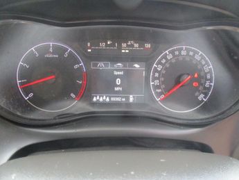 Vauxhall Zafira 1.4T SRi Nav 5dr Satnav Bluetooth Allous