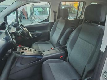 Peugeot Rifter WHEELCHAIR ACCESSIBLE 1.5 BlueHDi 130 Allure