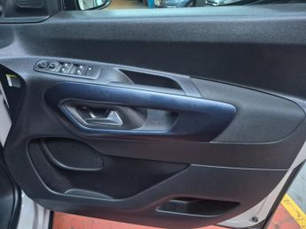 Peugeot Rifter WHEELCHAIR ACCESSIBLE 1.5 BlueHDi 130 Allure