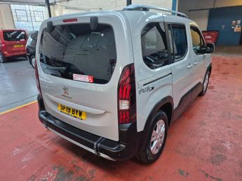 Peugeot Rifter WHEELCHAIR ACCESSIBLE 1.5 BlueHDi 130 Allure