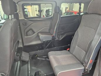 Ford Tourneo Custom WHEELCHAIR ACCESSIBLE 2.0 TDCi EcoBlue 130ps Titanium Auto
