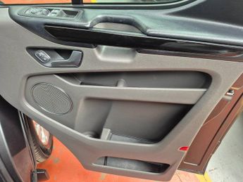 Ford Tourneo Custom WHEELCHAIR ACCESSIBLE 2.0 TDCi EcoBlue 130ps Titanium Auto