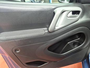 Citroen Berlingo WHEELCHAIR ACCESSIBLE 1.6 BlueHDi 100 Flair