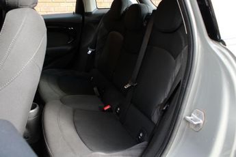 Mini Hatchback 2.0 Cooper S Auto Euro 6 (s/s) 5dr