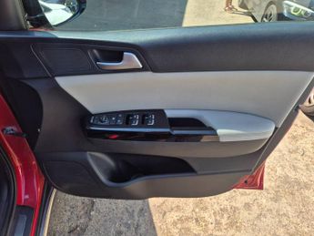 Kia Sportage 2.0 CRDi GT-Line 5dr Auto [AWD]