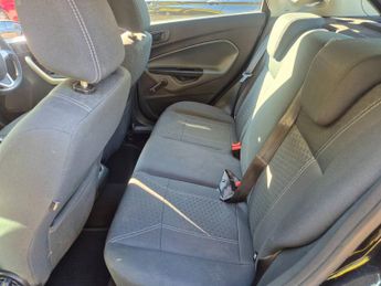 Ford Fiesta 1.4 Zetec 5dr Auto