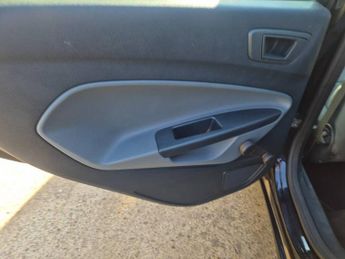 Ford Fiesta 1.4 Zetec 5dr Auto
