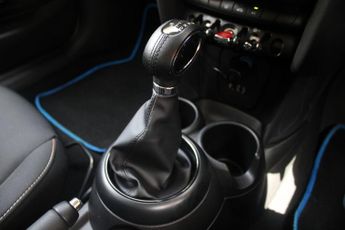Mini Hatchback 1.5 Cooper 3dr Auto