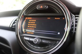 Mini Hatchback 1.5 Cooper 3dr Auto