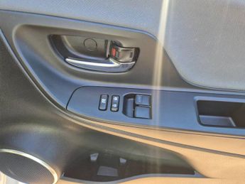 Toyota Yaris 1.5 Hybrid Sport 5dr CVT