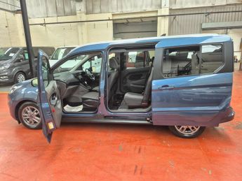 Ford Grand Tourneo Connect WHEELCHAIR ACCESSIBLE1.5 EcoBlue 120 Titanium 5dr Powershift