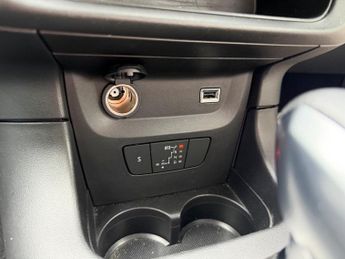 Citroen C3 1.2 PureTech C-Series Edition EAT6 Euro 6 (s/s) 5dr
