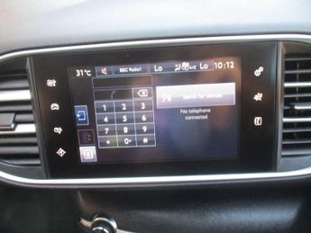 Peugeot 308 1.6 BlueHDi 100 Active 5dr FPSH Satnav Bluetooth Alloys