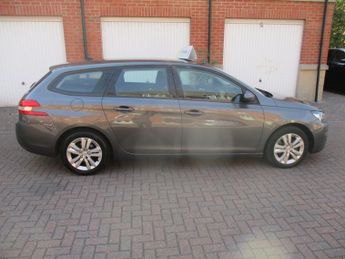 Peugeot 308 1.6 BlueHDi 100 Active 5dr FPSH Satnav Bluetooth Alloys
