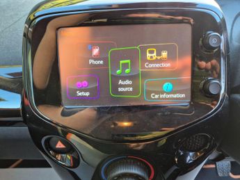 Toyota Aygo 1.0 VVT-i X-Cite 5dr x-shift