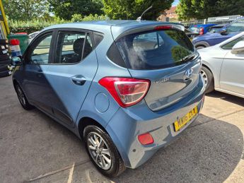 Hyundai i10 1.2 Premium 5dr Auto