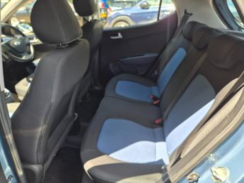 Hyundai i10 1.2 Premium 5dr Auto