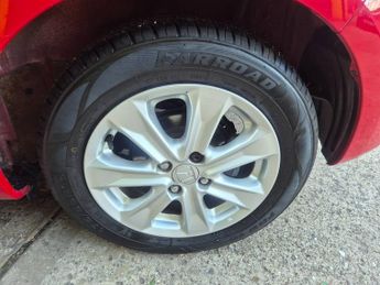 Honda Jazz 1.4 i-VTEC ES 5dr CVT