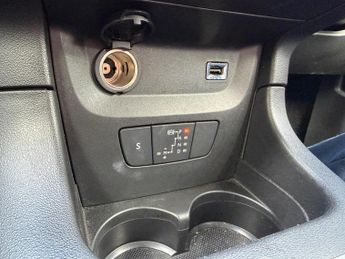 Citroen C3 1.2 PureTech C-Series Edition EAT6 Euro 6 (s/s) 5dr