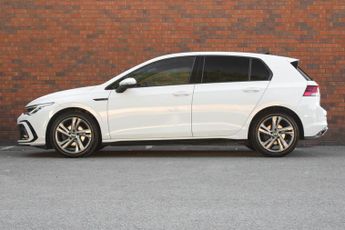 Volkswagen Golf 1.5 eTSI MHEV R-Line DSG Euro 6 (s/s) 5dr