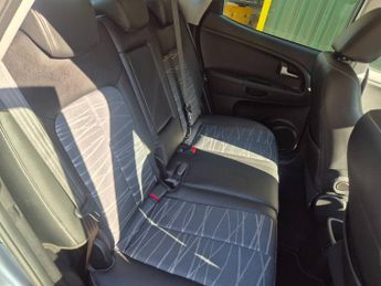 Kia Venga 1.6 3 5dr Auto [6]