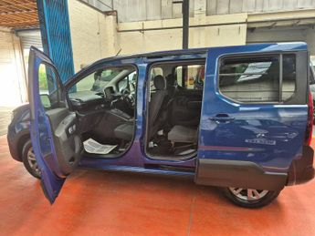 Peugeot Rifter WHEELCHAIR ACCESSIBLE 1.5 BlueHDi 130 Allure 5dr