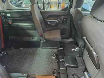 Peugeot Rifter WHEELCHAIR ACCESSIBLE 1.5 BlueHDi 130 Allure 5dr