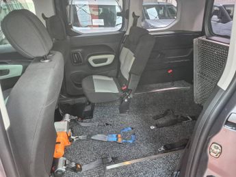 Citroen Berlingo WHEELCHAIR ACCESSIBLE 1.5 BlueHDi 130 Feel M