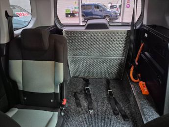 Citroen Berlingo WHEELCHAIR ACCESSIBLE 1.5 BlueHDi 130 Feel M