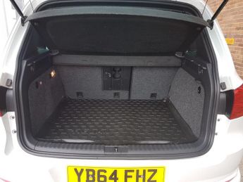 Volkswagen Tiguan 2.0 TDi BlueMotion Tech R-Line 5dr DSG