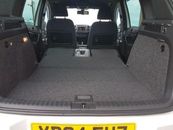 Volkswagen Tiguan 2.0 TDi BlueMotion Tech R-Line 5dr DSG
