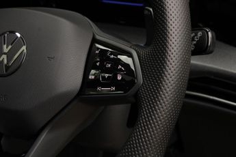 Volkswagen Golf 2.0 TSI R Black Edition DSG 4Motion Euro 6 (s/s) 5dr