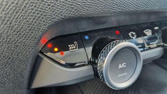 Citroen e-C4 50kWh MAX Auto 5dr (11kW Charger)