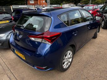 Toyota Auris 1.4 D-4D Business Edition TSS 5dr