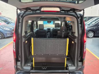 Ford Tourneo Connect WHEELCHAIR ACCESSIBLE 1.5 EcoBlue 120 Titanium 5dr Powershift