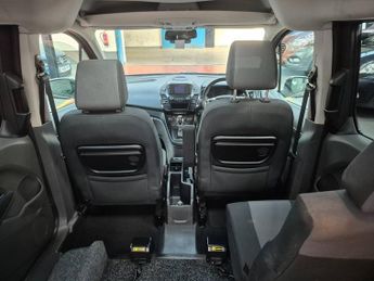 Ford Tourneo Connect WHEELCHAIR ACCESSIBLE 1.5 EcoBlue 120 Titanium 5dr Powershift