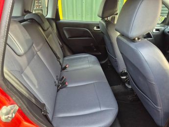 Ford Fiesta 1.6 Ghia 5dr Auto