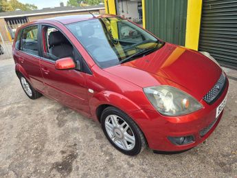 Ford Fiesta 1.6 Ghia 5dr Auto