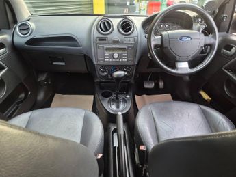Ford Fiesta 1.6 Ghia 5dr Auto