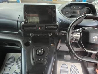 Peugeot Rifter WHEELCHAIR ACCESSIBLE 1.5 BlueHDi 130 Allure